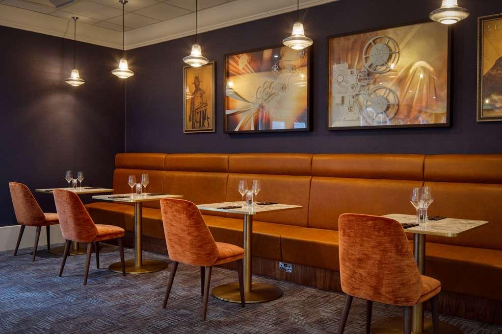 Doubletree By Hilton London Elstree Hotel Borehamwood Restoran gambar