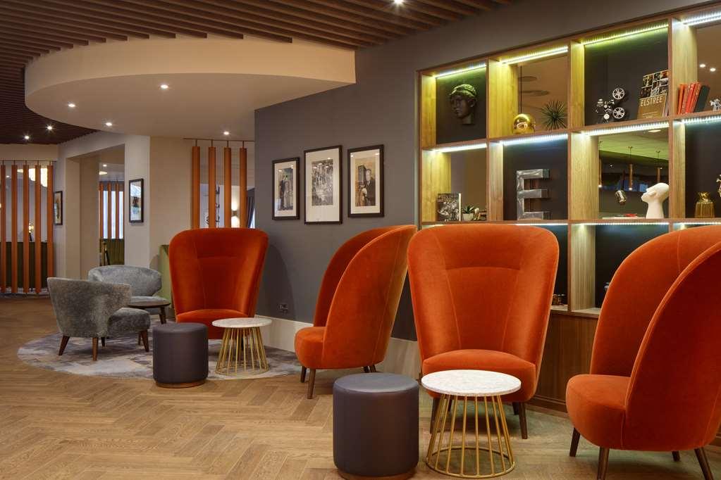 Doubletree By Hilton London Elstree Hotel Borehamwood Dalaman gambar