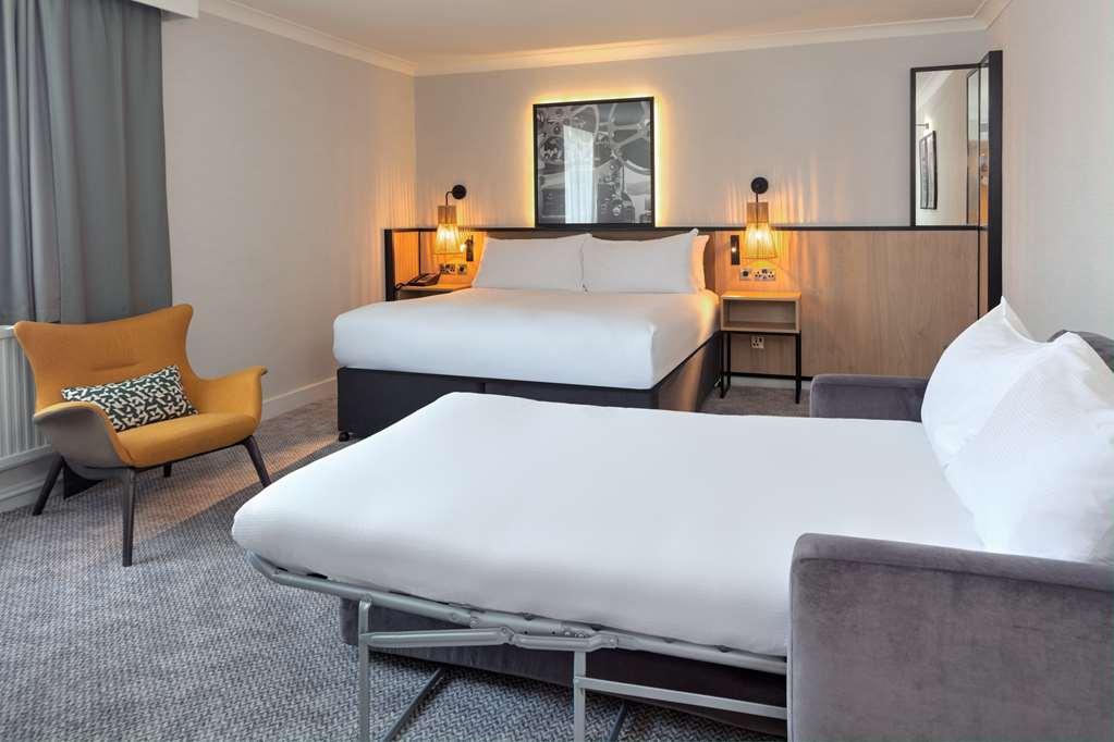 Doubletree By Hilton London Elstree Hotel Borehamwood Bilik gambar