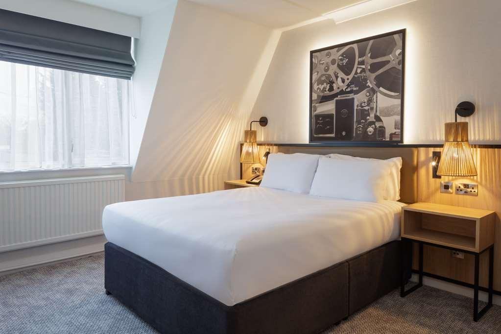 Doubletree By Hilton London Elstree Hotel Borehamwood Bilik gambar